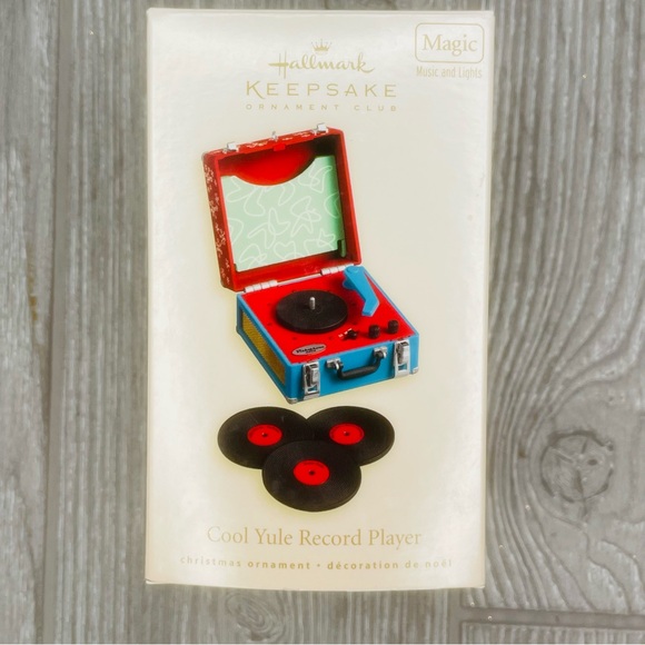 Vintage Hallmark cool yule record player Magic Music Light up Christmas ornament - Picture 12 of 15